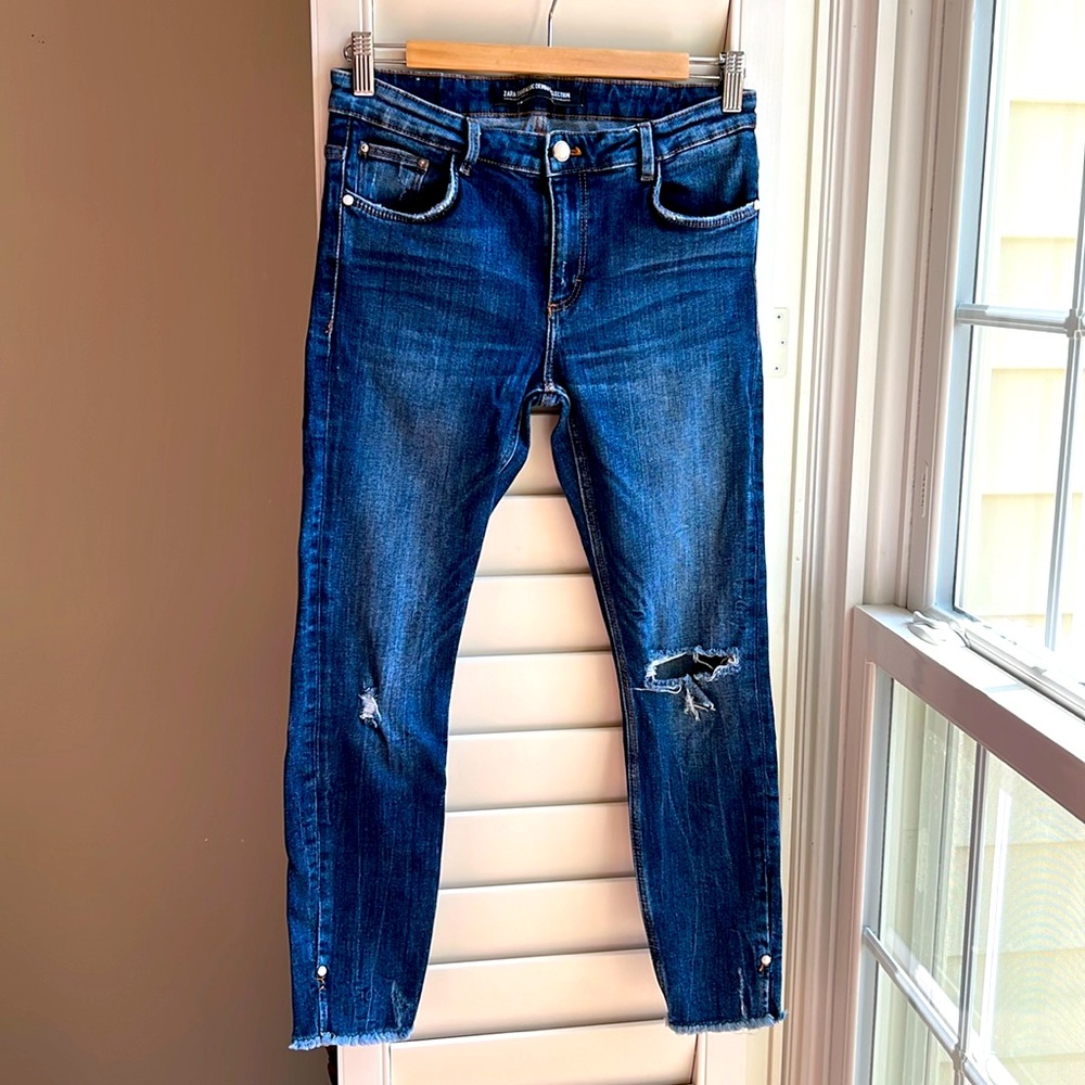 Zara Trafaluc Pearl Distressed Raw Hem Jeans 4